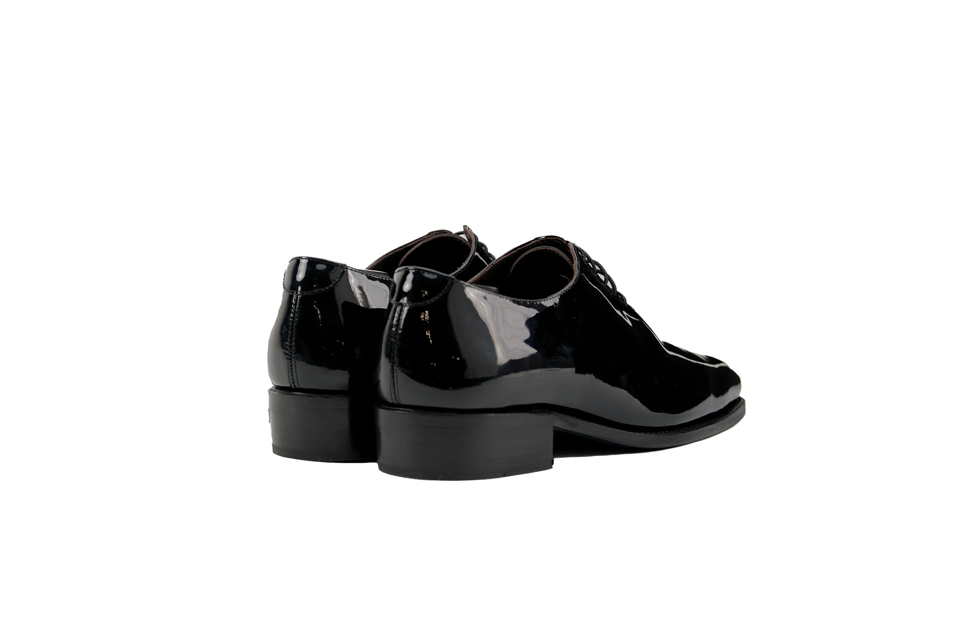 PATENT LEATHER ECHELON LACE UP